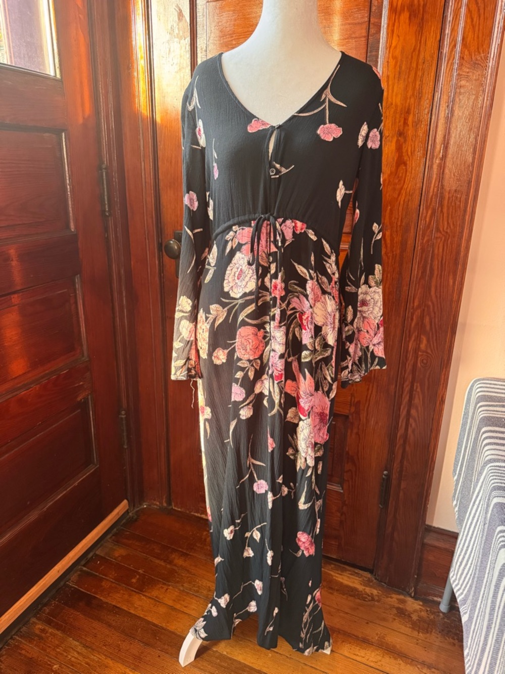 Boho Long Sleeve Floral Maxi Dress slimming flattering dressy summer night out